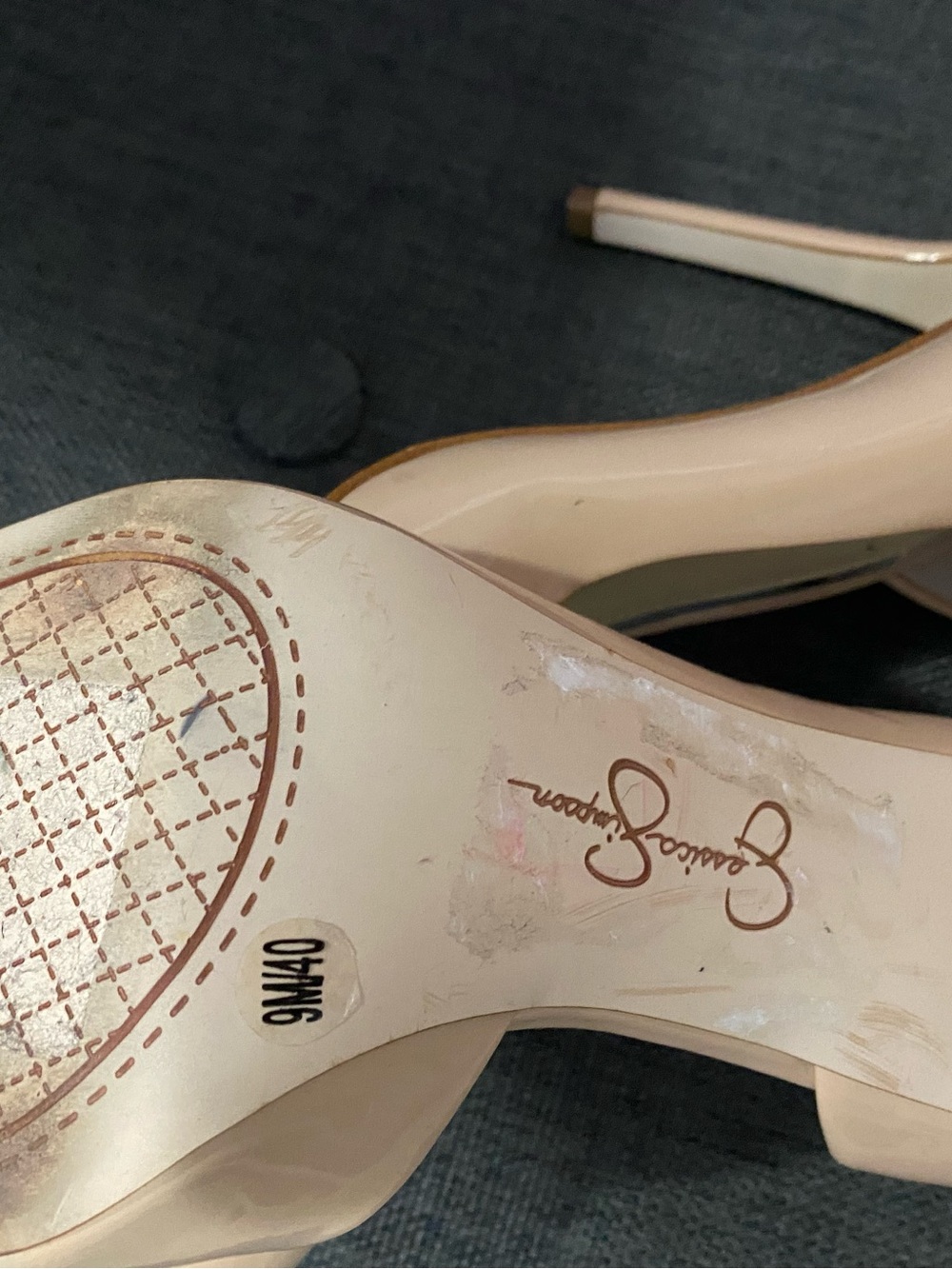 Women’s Nude Color Jessica Simpson Closed Toe Stiletto High Heels Size 9 - Picture 7 of 8